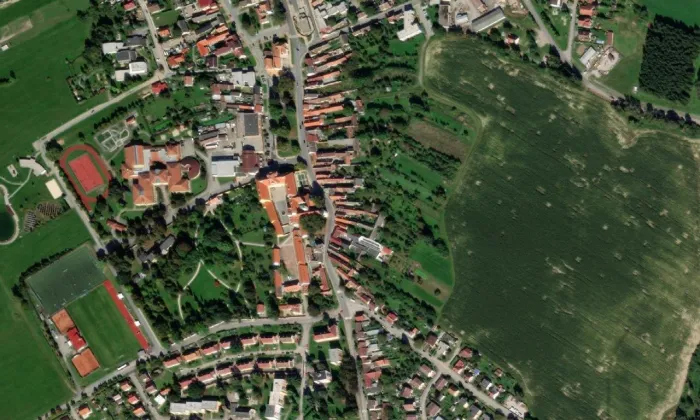 Brána usedlosti čp. 193 – letecký pohled