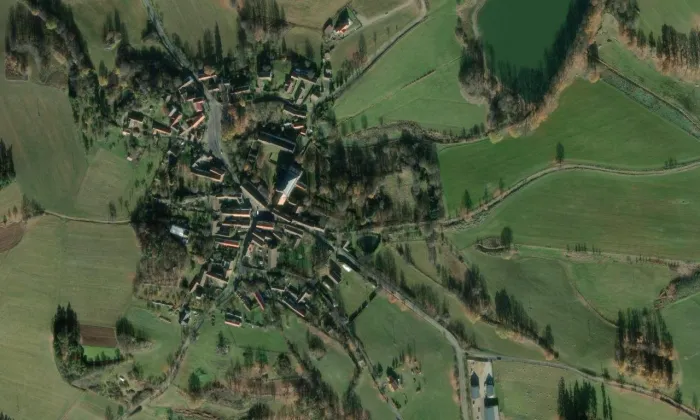 Bratronice – letecký pohled