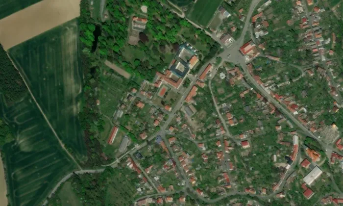 Deputátní dům čp. 205 – letecký pohled