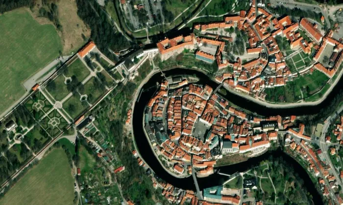 Dlouhá 90 – letecký pohled