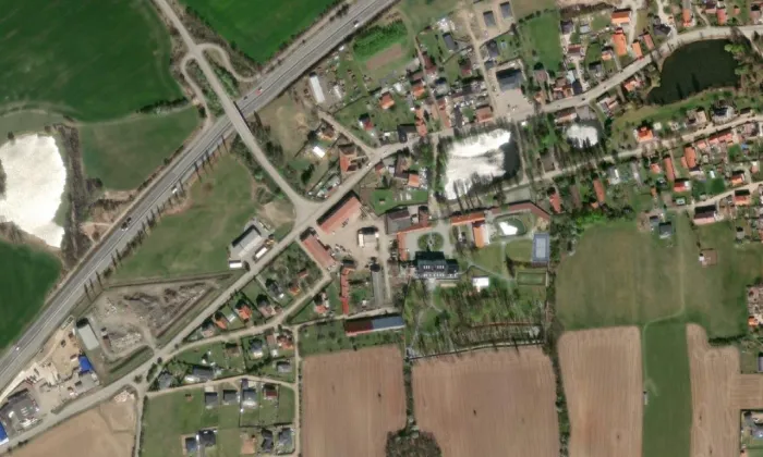 Dlouhá Lhota – letecký pohled