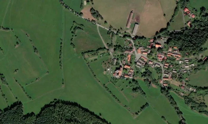 Dobrš – letecký pohled
