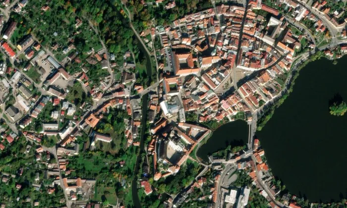 Dobrovského 5 – letecký pohled