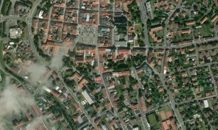 Domym čp. 3 a 4 – letecký pohled