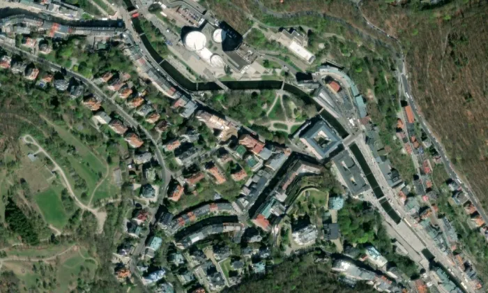 Dvořákovy sady (Karlovy Vary) – letecký pohled