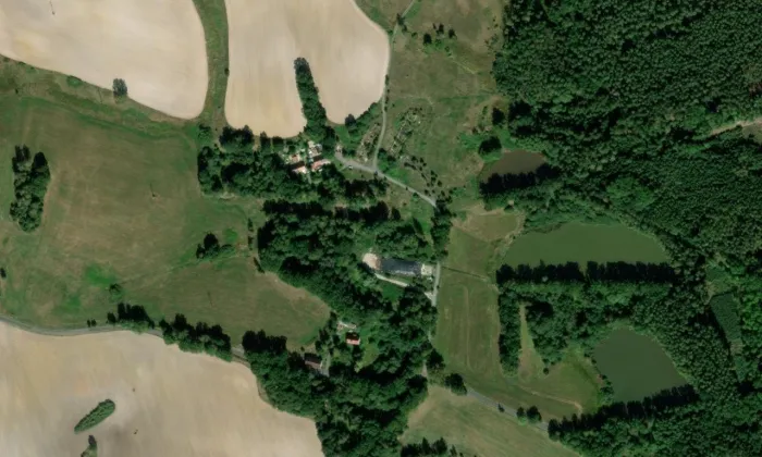 Dvoreček – letecký pohled