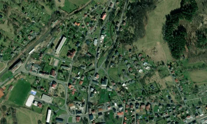 Evangelický kostel Dolní Poustevna – letecký pohled