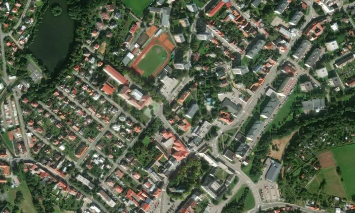 evangelický kostel v Novém Městě na Moravě – letecký pohled