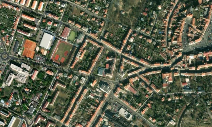 Evangelický kostel v Roudnici nad Labem – letecký pohled
