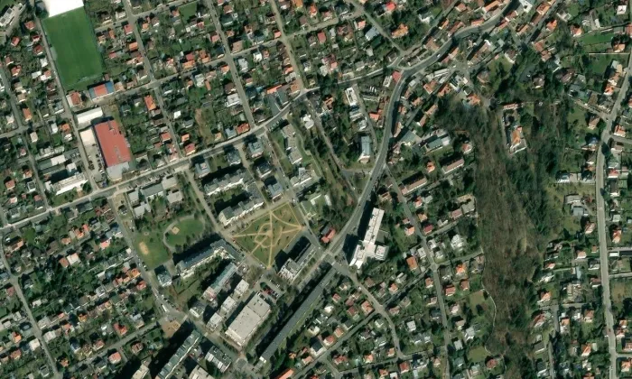 Husův sbor na Zbraslavi – letecký pohled