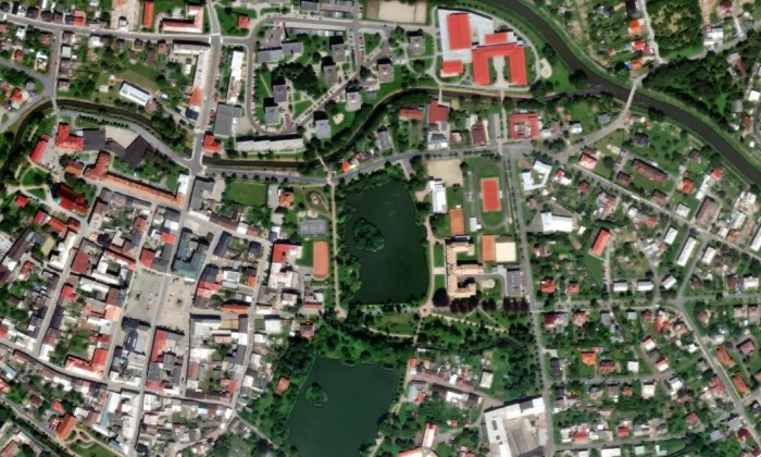 Husův sbor v Litovli – letecký pohled
