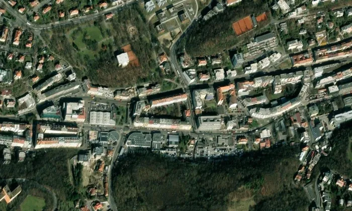 kaple Nanebevzetí Panny Marie (Košíře) – letecký pohled