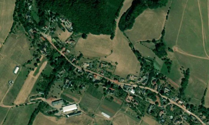 kaple Nanebevzetí Panny Marie (Třebihošť) – letecký pohled