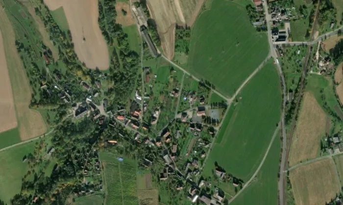 kaple Nejsvětější Trojice (Červený Kostelec) – letecký pohled