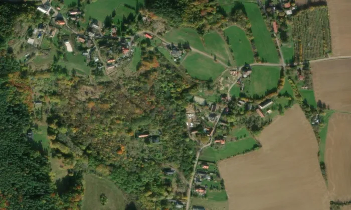 kaple svatého Isidora (Brada-Rybníček) – letecký pohled