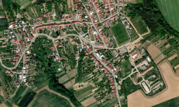 kaple svatého Jana Pavla II. (Bukovany) – letecký pohled