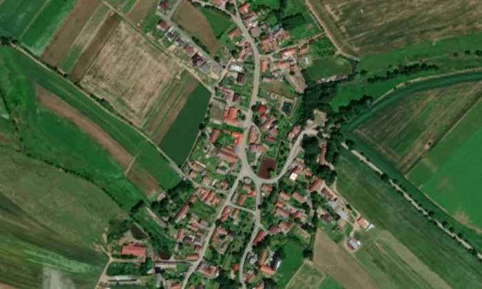 Kaple svatého Vendelína (Arnolec) – letecký pohled