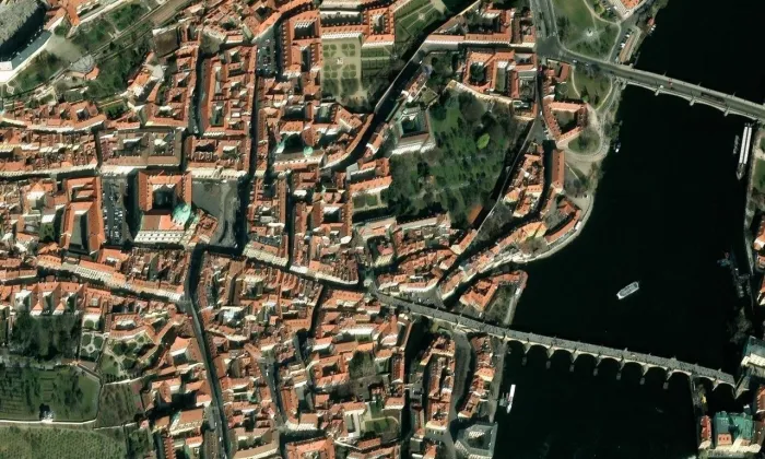 Klášter bosých karmelitek (Praha 1) – letecký pohled