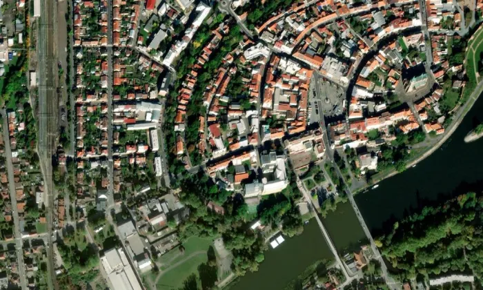 Klášter dominikánů (Nymburk) – letecký pohled