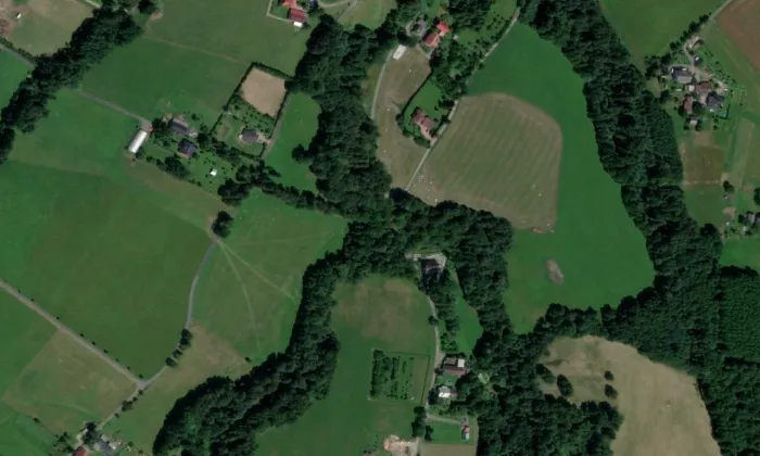 Kostel Božího Těla (Guty) – letecký pohled