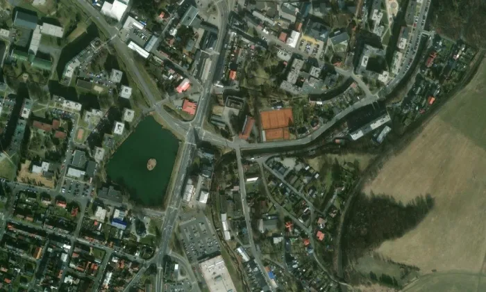 Kostel Církve československé husitské (Bruntál) – letecký pohled