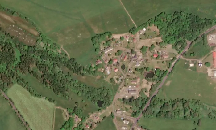 Kostel Nanebevzetí Panny Marie (Kozlov) – letecký pohled