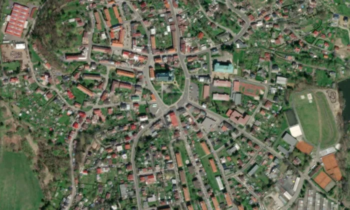 Kostel Nanebevzetí Panny Marie (Kynšperk nad Ohří) – letecký pohled