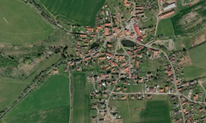 Kostel Nanebevzetí Panny Marie (Kytín) – letecký pohled