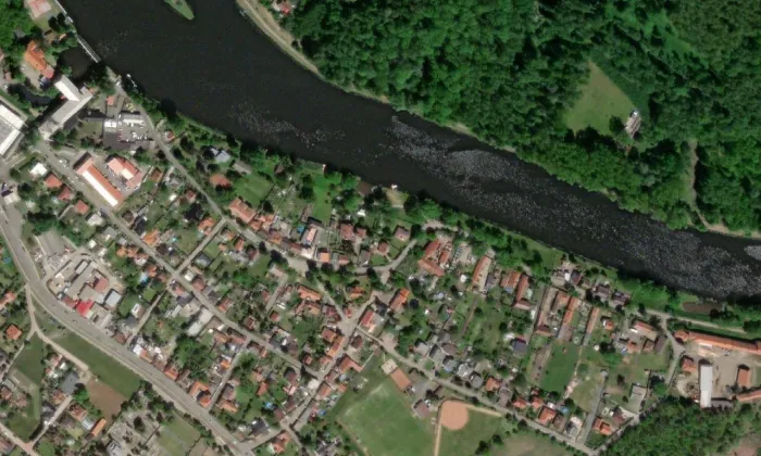 Kostel Nanebevzetí Panny Marie (Lobkovice) – letecký pohled