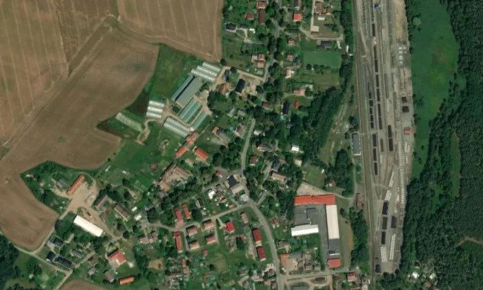Kostel Nanebevzetí Panny Marie (Okna) – letecký pohled