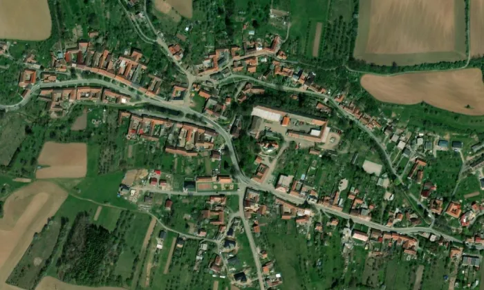 kostel Nanebevzetí Panny Marie (Sebranice) – letecký pohled