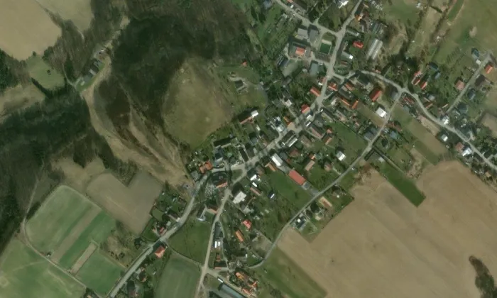 Kostel Nanebevzetí Panny Marie (Slatina) – letecký pohled
