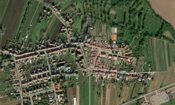 kostel Nanebevzetí Panny Marie (Unkovice) – letecký pohled