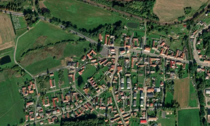 kostel Narození Panny Marie (Obrataň) – letecký pohled