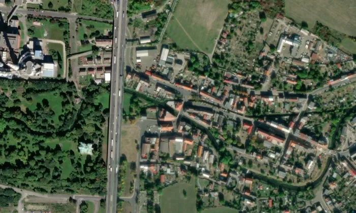 kostel Narození Panny Marie (Trmice) – letecký pohled