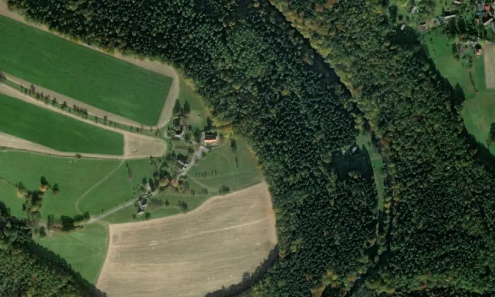 Kostel Navštívení Panny Marie (Slatina nad Úpou) – letecký pohled