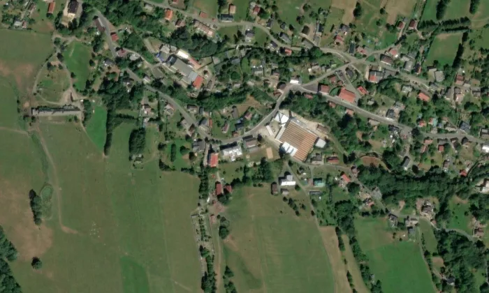 Kostel Nejsvětější Trojice (Bílý Potok) – letecký pohled