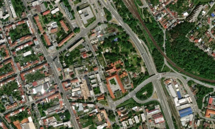kostel Nejsvětější Trojice (Královo Pole) – letecký pohled
