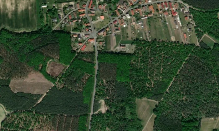Kostel Nejsvětější Trojice (Lipec) – letecký pohled
