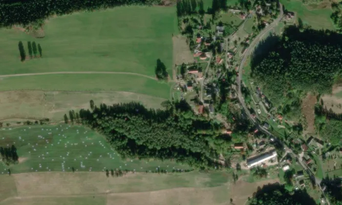 Kostel Nejsvětější Trojice (Nová Oleška) – letecký pohled