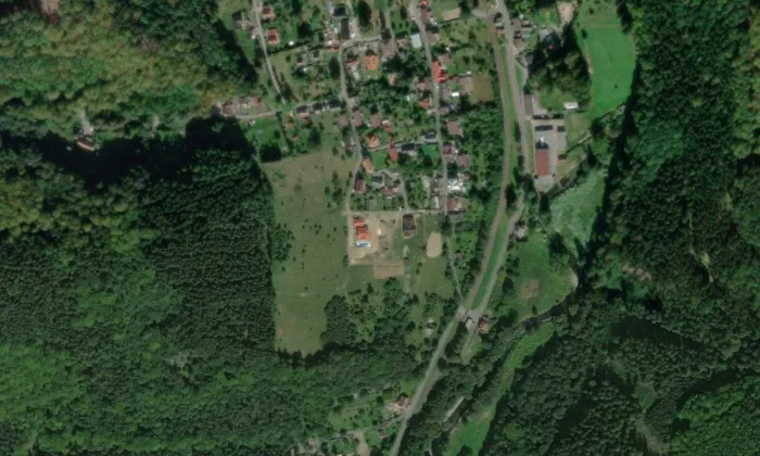 Kostel Panny Marie Sněžné (Andělská Hora) – letecký pohled
