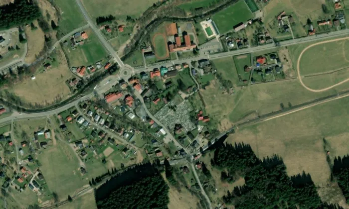 Kostel Panny Marie Sněžné (Velké Karlovice) – letecký pohled