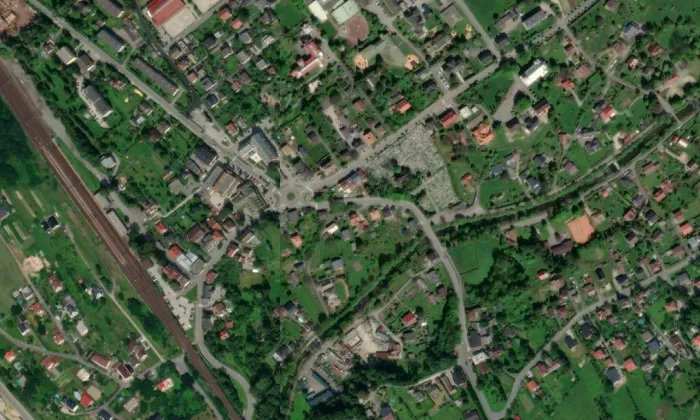 Kostel Povýšení svatého Kříže (Bystřice) – letecký pohled