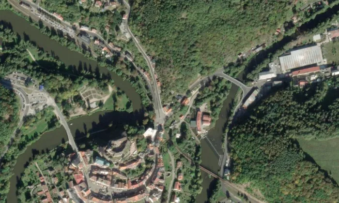 kostel sv. Jana Křtitele (Loket) – letecký pohled