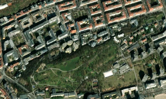 Kostel svaté Anny (Žižkov) – letecký pohled
