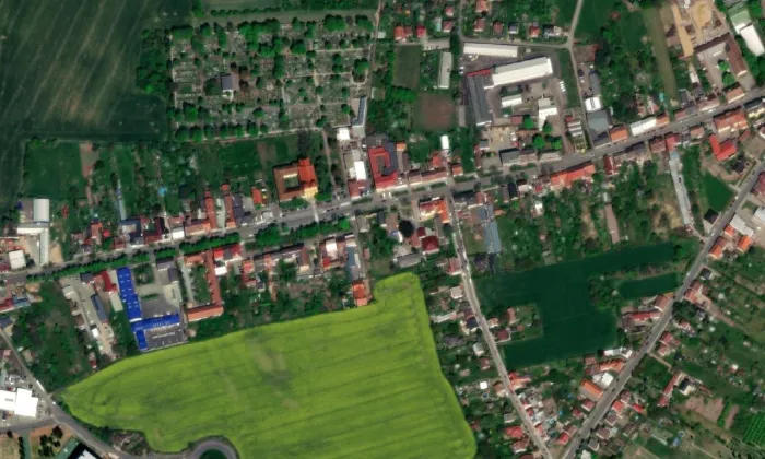Kostel svaté Anny (Kukleny) – letecký pohled