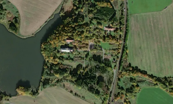Kostel svaté Anny (Planá) – letecký pohled