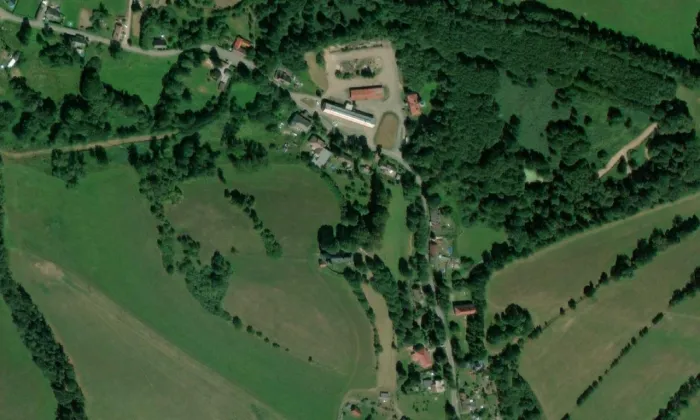 Kostel svaté Anny (Prostřední Staré Buky) – letecký pohled