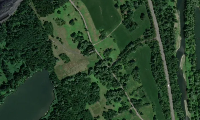 Kostel svaté Barbory (Louky) – letecký pohled