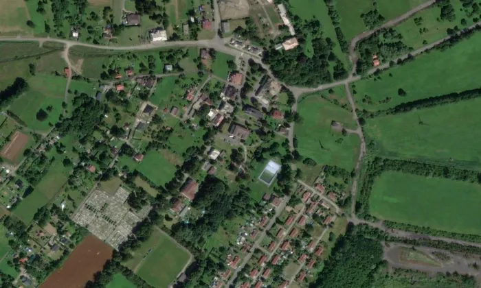Kostel svaté Hedviky Slezské (Doubrava) – letecký pohled